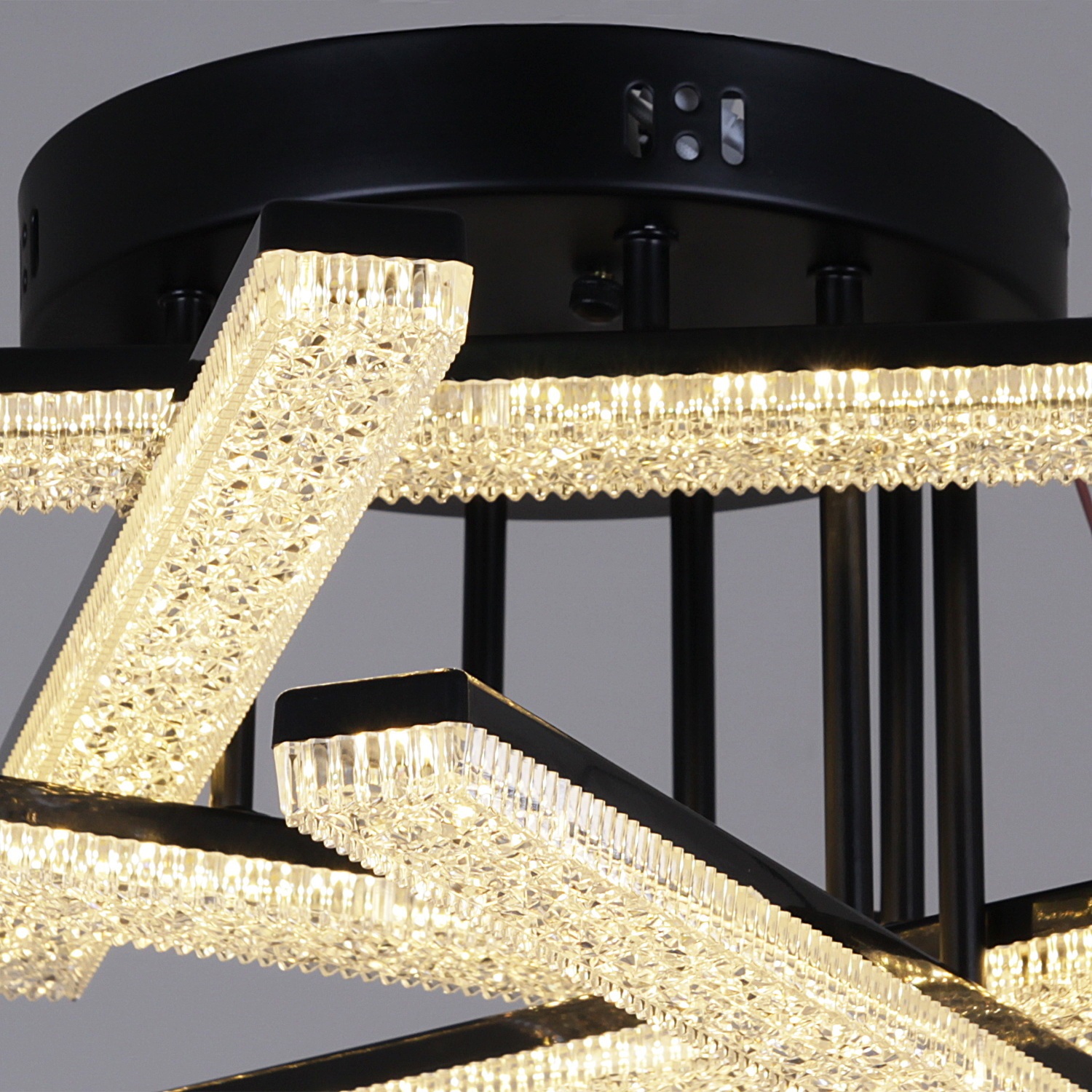 Изображение товара Потолочная светодиодная люстра на штанге с пультом и регулировкой яркости и температуры