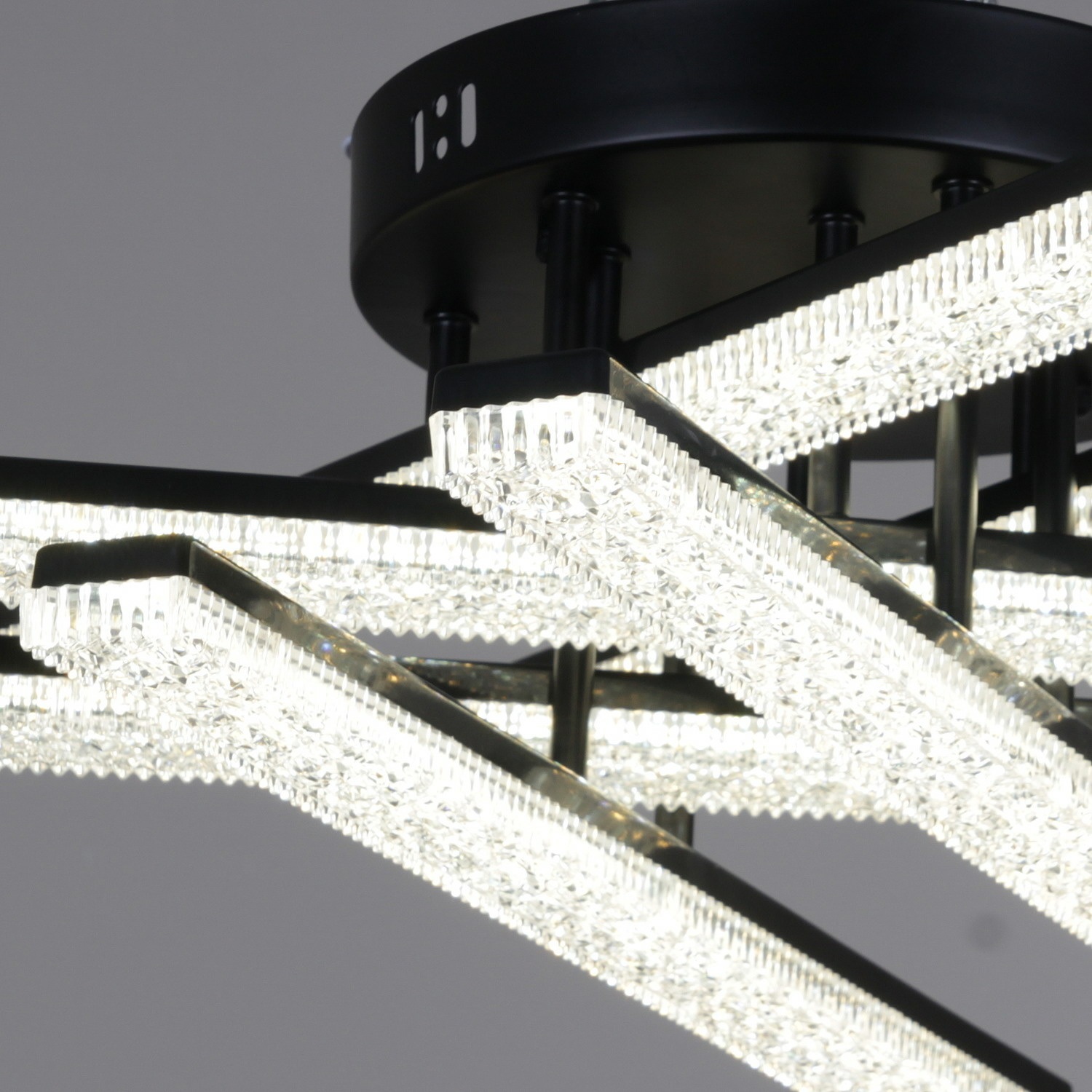 Изображение товара Потолочная LED люстра на штанге с пультом регулировки яркости и температуры Reluce