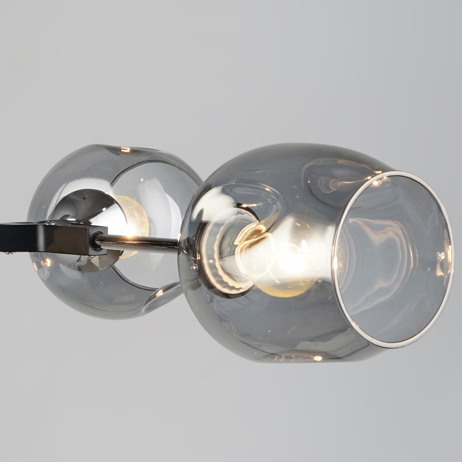 Изображение товара Потолочная люстра на штанге Reluce 04210-0.3-04 BK+CR