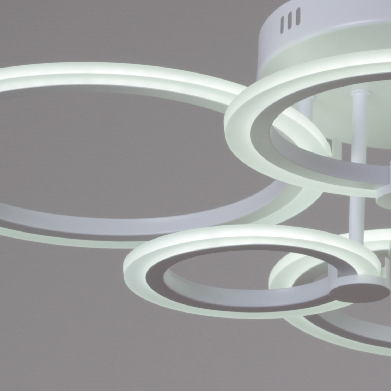 Изображение товара Потолочная люстра (+ночной режим) светодиодная на штанге с пультом регулировкой яркости и цветовой температуры Reluce 09503-0.3-06 WH