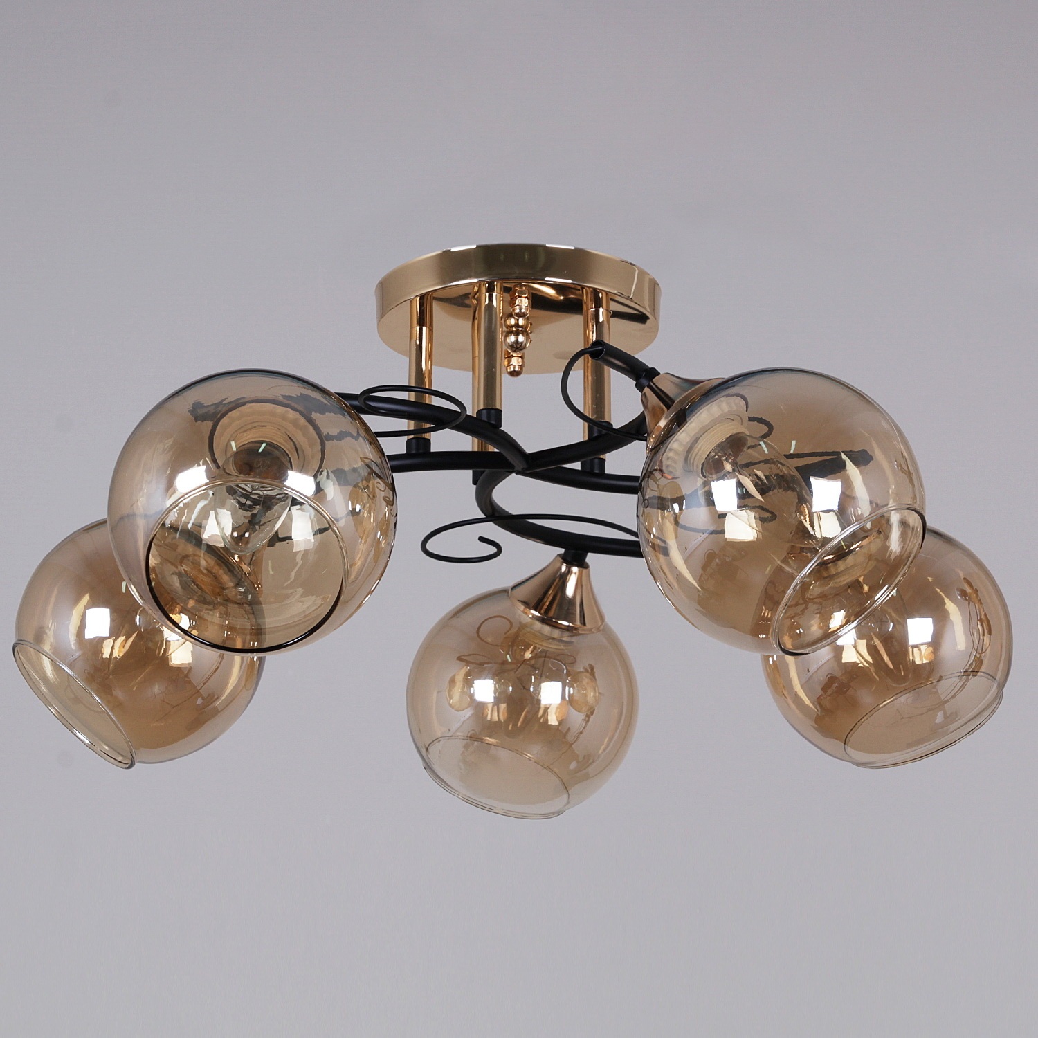 Изображение товара Потолочная люстра на штанге Reluce 06073-0.3-05 FG+BK