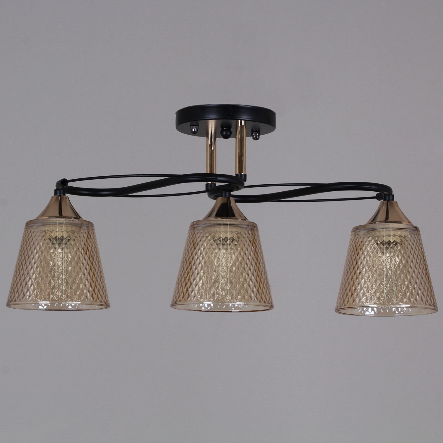 Изображение товара Потолочная люстра на штанге Reluce 06087-0.3-03 BK+FG стиль современный золото