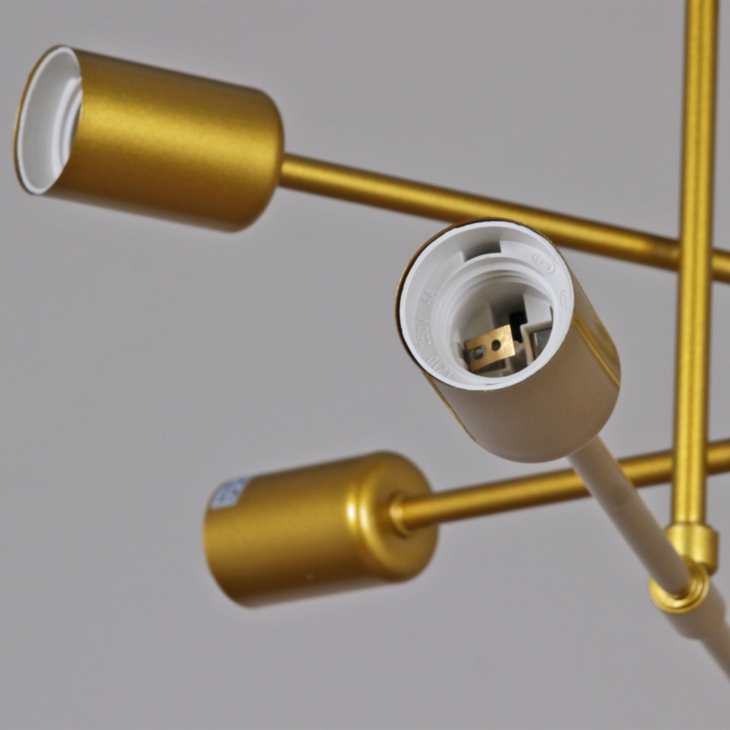 Изображение товара Потолочная люстра на штанге Reluce 90800-0.3-06 GD стиль Лофт металл с золотой отделкой