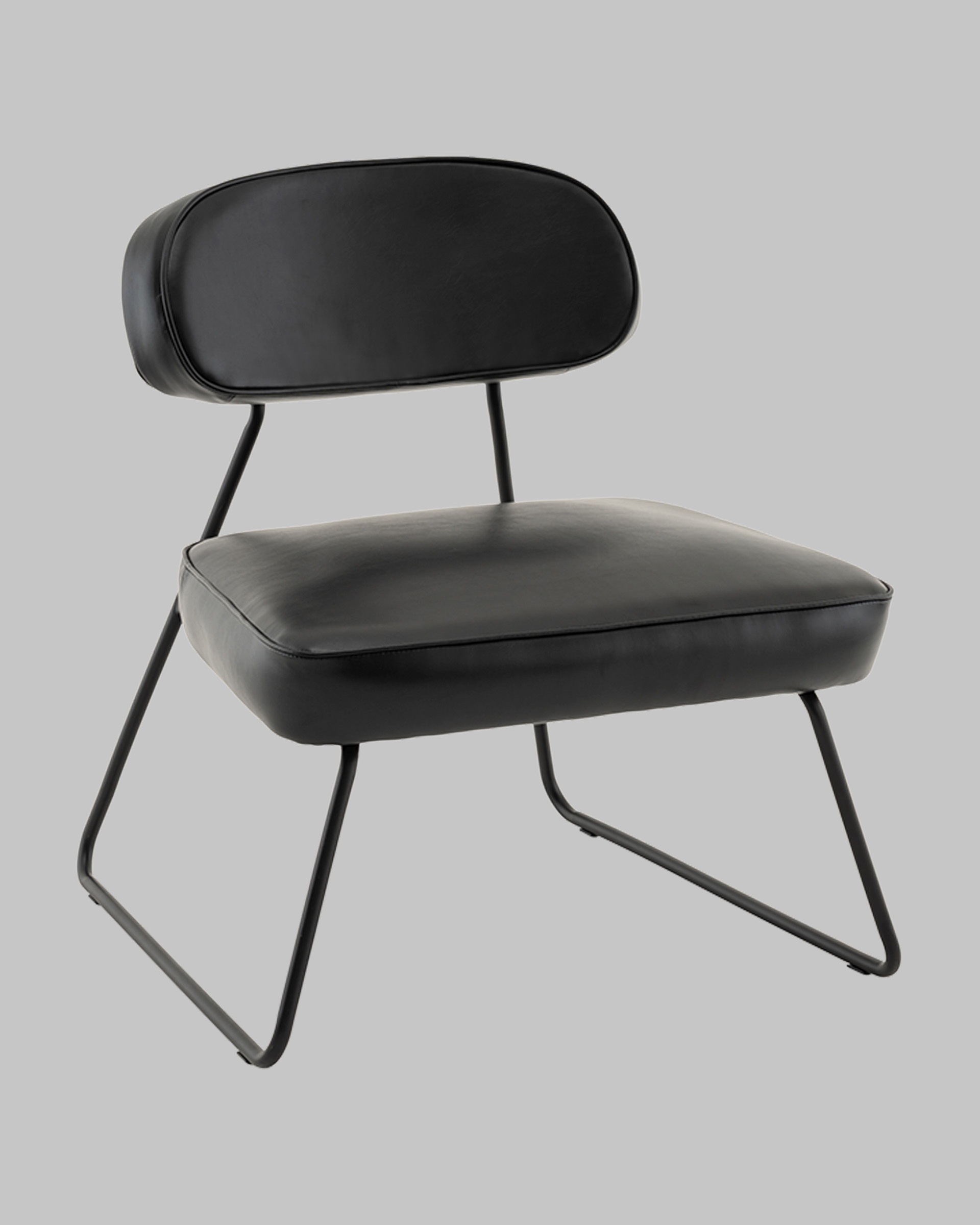 Изображение товара Кресло Kate new из экокожи черное комфортное стильное