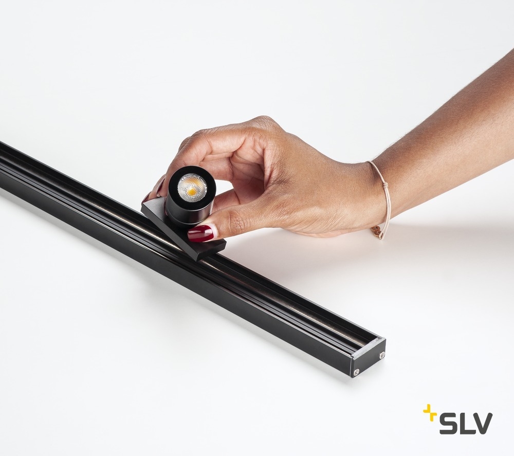 Track display. Бижутерия next retail ltd. Трековые светильники karizma luce 48v track spots. Трековые светильники в интерьере. Track display.