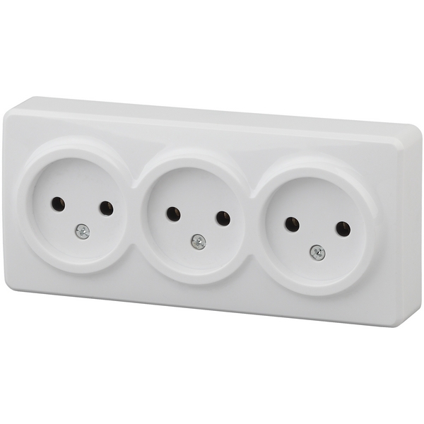 Изображение товара Розетка накладная тройная без заземления ЭРА 11-2207-01 белая для подключения нескольких приборов