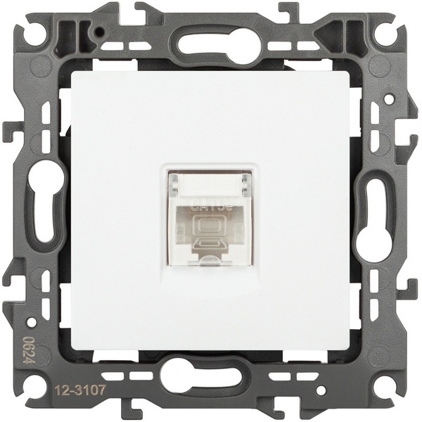 

Розетка Ethernet RJ-45 (белый матовый) ЭРА 12-3107-01М, 12-3107-01М