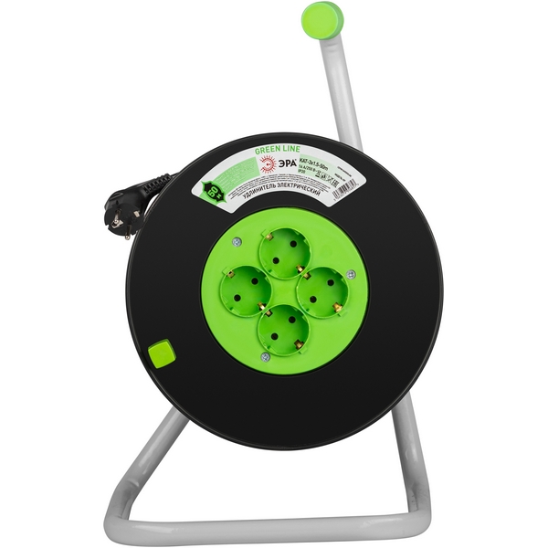 

Удлинитель 4-х местный с заземлением 50 метров на пластиковой катушке ЭРА KAT-3x1.5-50m, KAT-3x1.5-50m