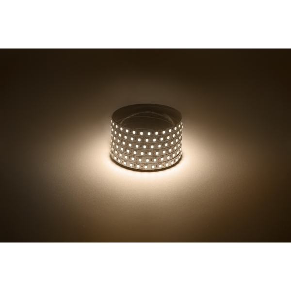 Изображение товара Светодиодная лента теплый белый 12V 5м ЭРА LS2835-120LED-IP20-WW Изображение товара Светодиодная лента теплый белый 12V 5м ЭРА LS2835-120LED-IP20-WW