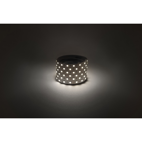 Изображение товара Светодиодная лента 12V 50м белый дневной ЭРА LS5050-14,4-60-12-4000K-IP20