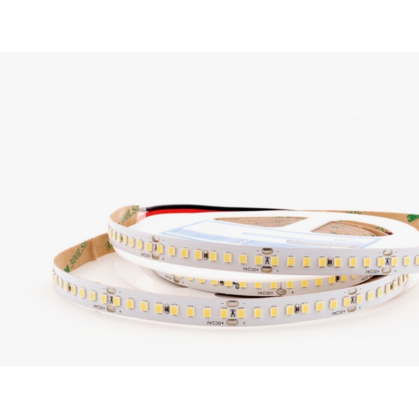 Изображение товара Светодиодная лента LEDS POWER ПРО140 16Вт/м 24В 5м белая холодная