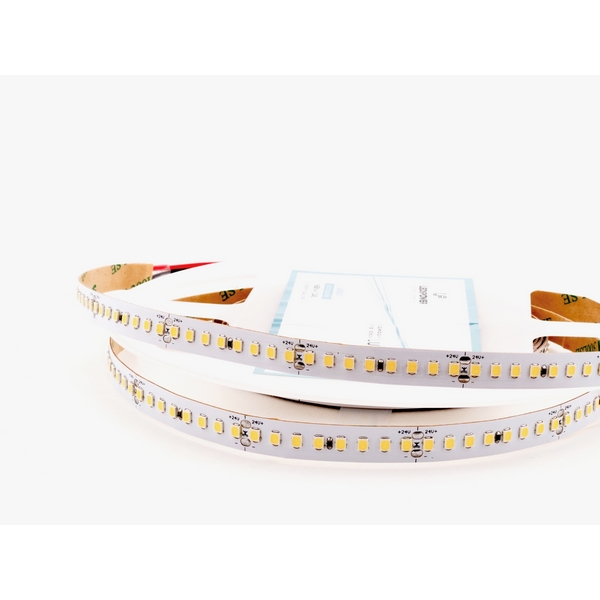 Изображение товара Светодиодная лента 16Вт/м 24В 5м LEDS Power 006154