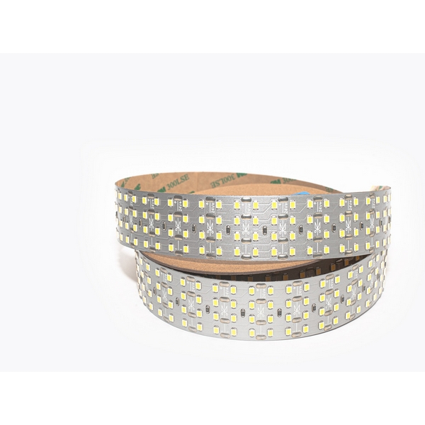 Изображение товара Светодиодная лента четырехрядная 47Вт/м 24В LEDS Power 009124 для яркого освещения