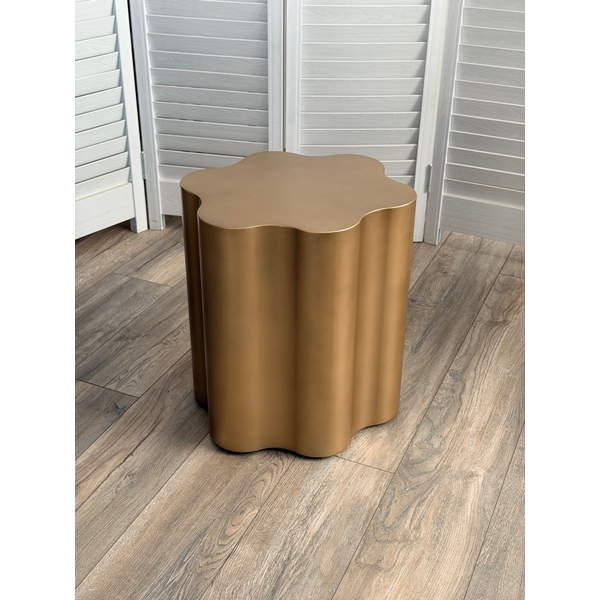 

Стол журнальный РУИЗ (RUIZ) цвет Золотой винтаж, ®DISAUR M-City 64821, Бронзовый, 614M06137