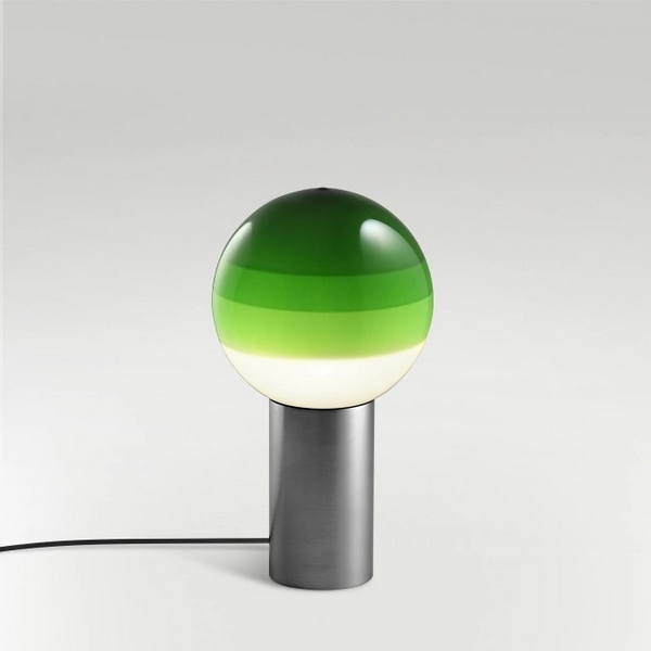 Изображение товара Настольная лампа Marset Dipping Light M с теплым светом и современным дизайном Изображение товара Настольная лампа Marset Dipping Light M с теплым светом и современным дизайном