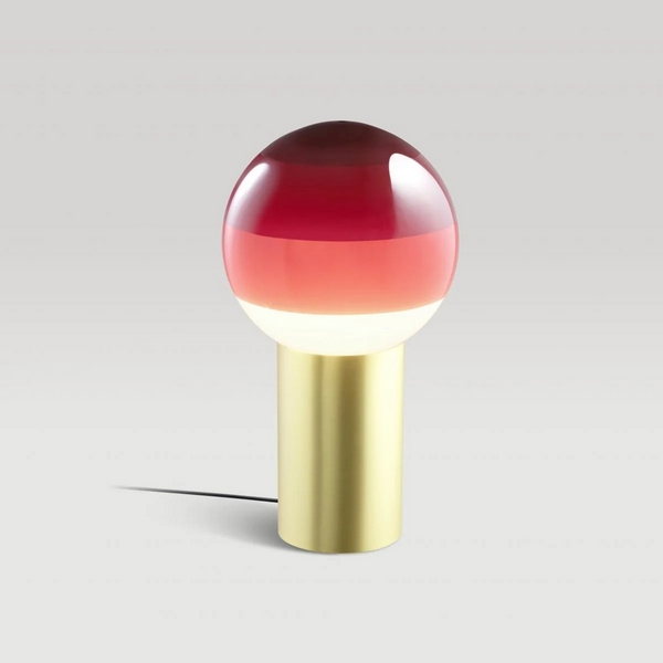 Изображение товара Настольная лампа Dipping Light M Burgundy-матовая латунь Marset A691-452-4015-27K (251318) Изображение товара Настольная лампа Dipping Light M Burgundy-матовая латунь Marset A691-452-4015-27K (251318)