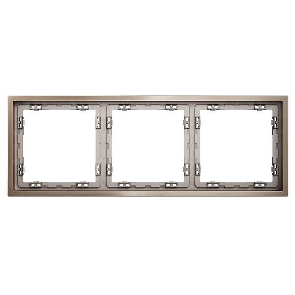 

Рамка металлическая на 3 поста (платина) Voltum S70 Metal VLSM120310, S70 Metal VLSM120310